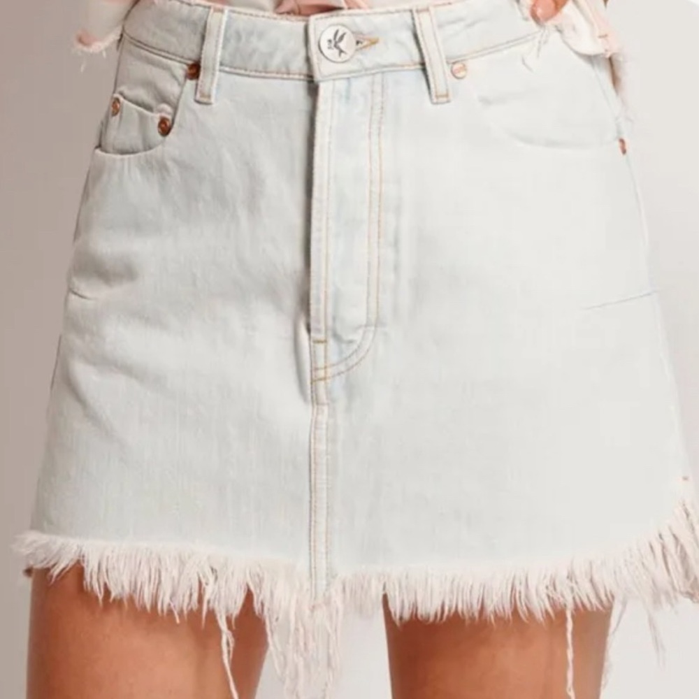 NWT- One Teaspoon Vanguard Brando Denim miniskirt size 26